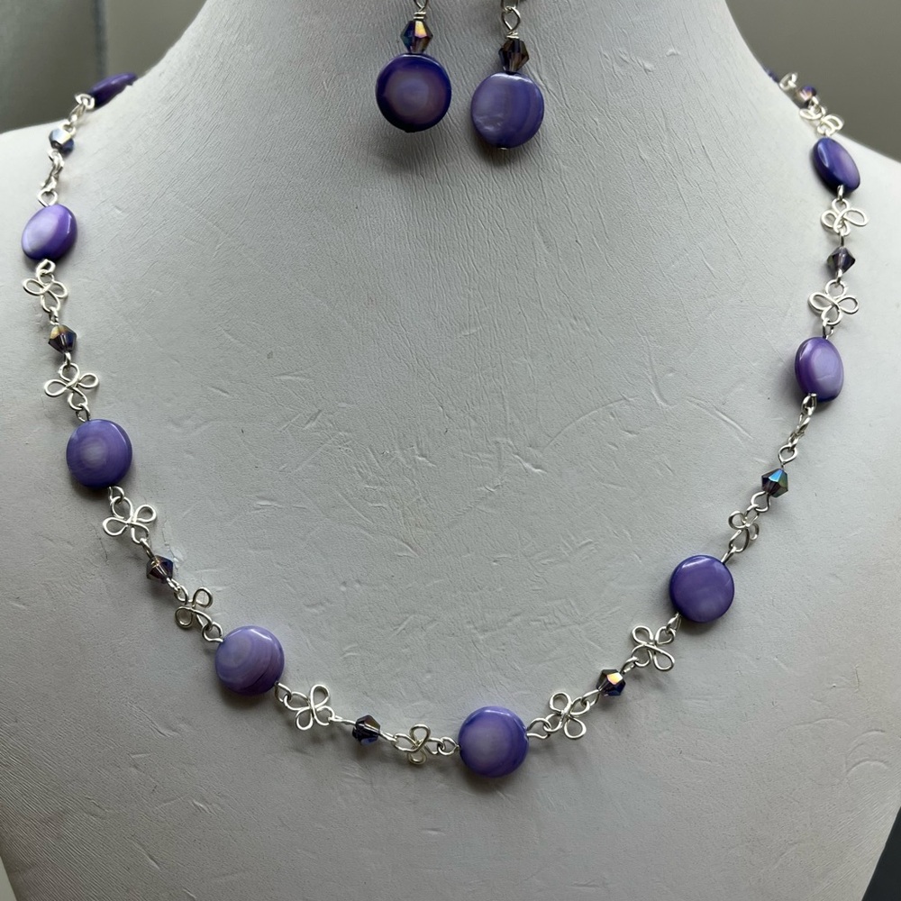 Purple and Silver Beaded Necklace with Intricate Design